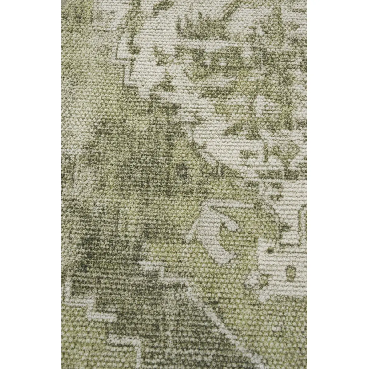 5' 3 x 8' Easy-Clean Traditional Indoor / Outdoor Rug — texture close-up